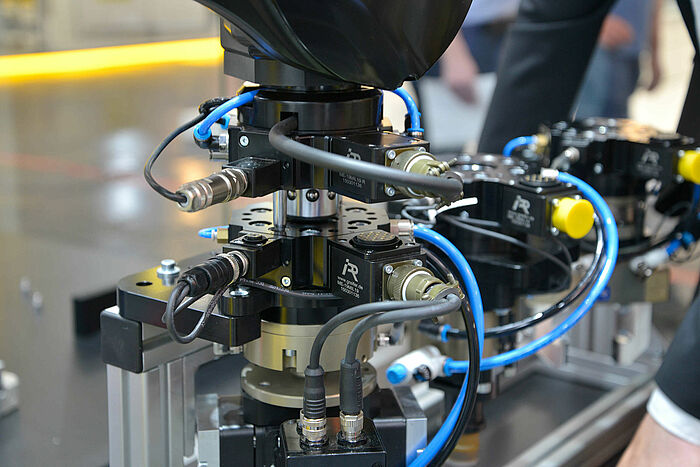 Smart  robots IPR Eppingen - Flat motor BXT detail
