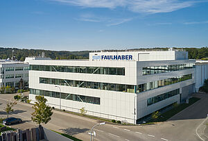 Luftaufnahme des FAULHABER-Gebäudes in Deutschland