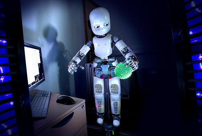 DC-Motoren für humanoiden Serviceroboter der autonom arbeitet