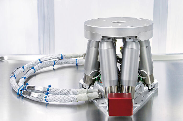DC-Motor for Space Hexapod BORA vacuum